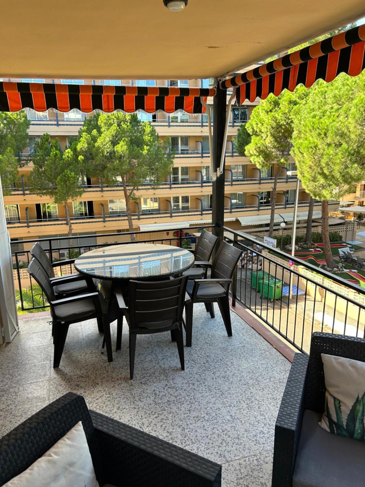 Apartamento Maya Relax Салоу Екстер'єр фото
